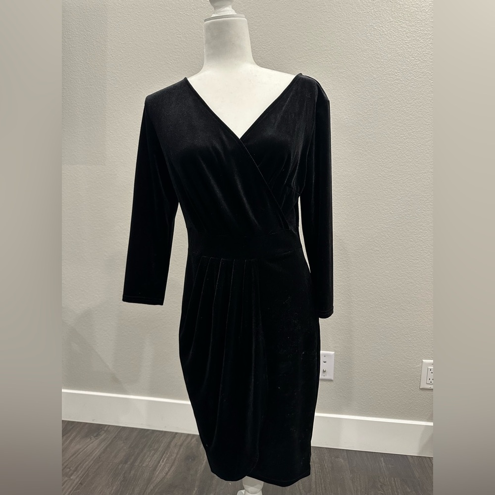Black velvet long sleeve dress
